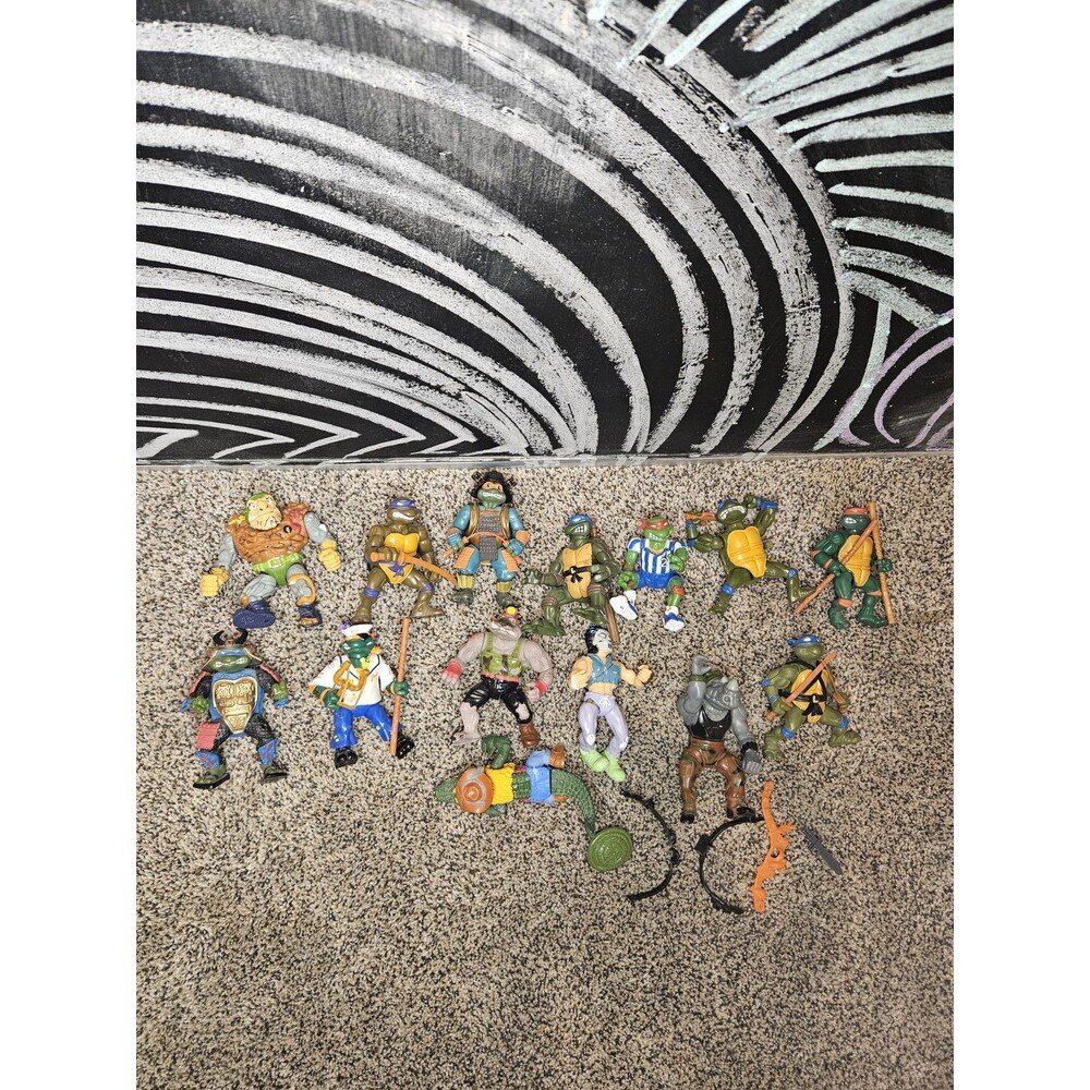 Vintage 80's-90's Teenage Mutant Ninja Turtles Lot 14 Action Figures Accessories